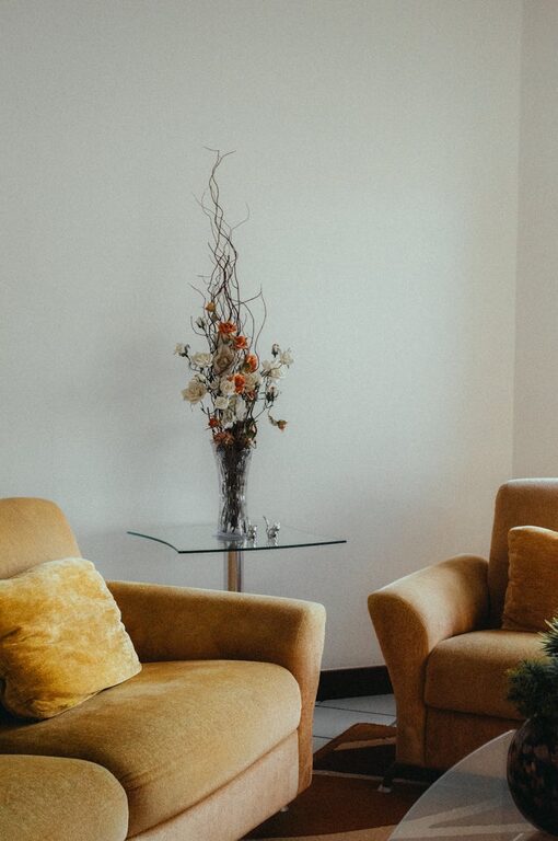 Tips for Creating a Cozy and Inviting Living Room Space