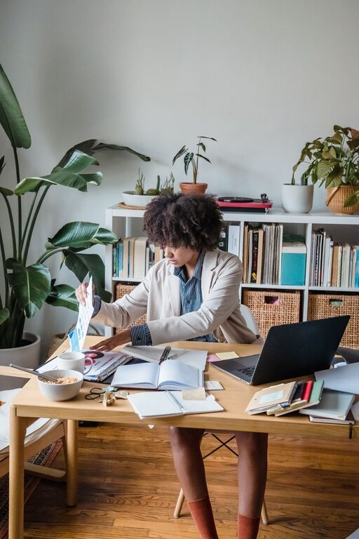 Tips for Creating a Cozy and Productive Home Office Space